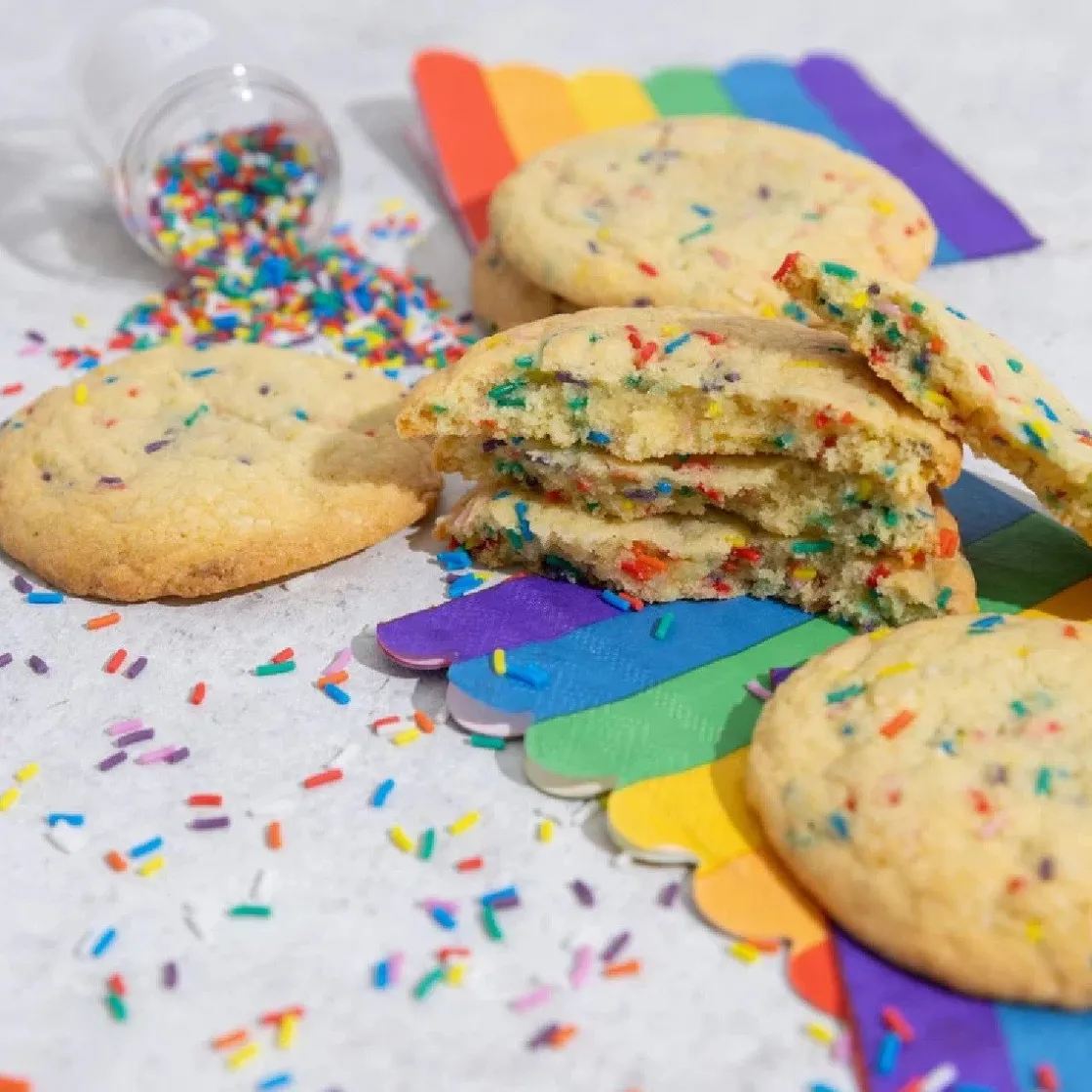 Happy Sprinkles Bakvaste Sugar Strands Mix 80g* Eetbare Strooisels