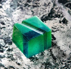 Chocolate World Bonbonvorm Kubus met Streep (24x) 25mm* Bonbonvormen