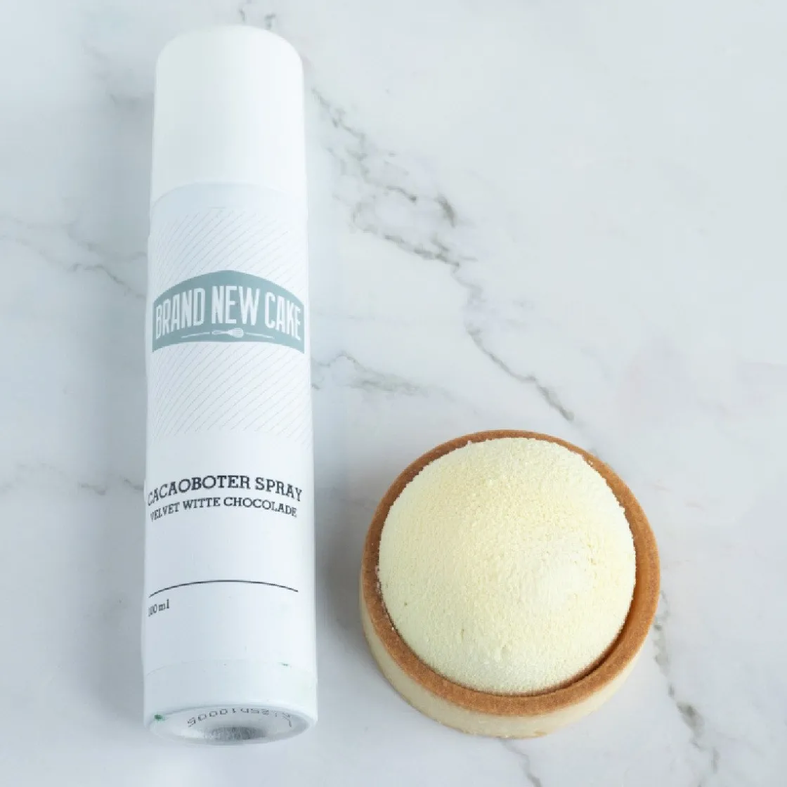 BrandNewCake Cacaoboter spray Velvet Witte choco kleur 100ml* Spray Kleurstoffen
