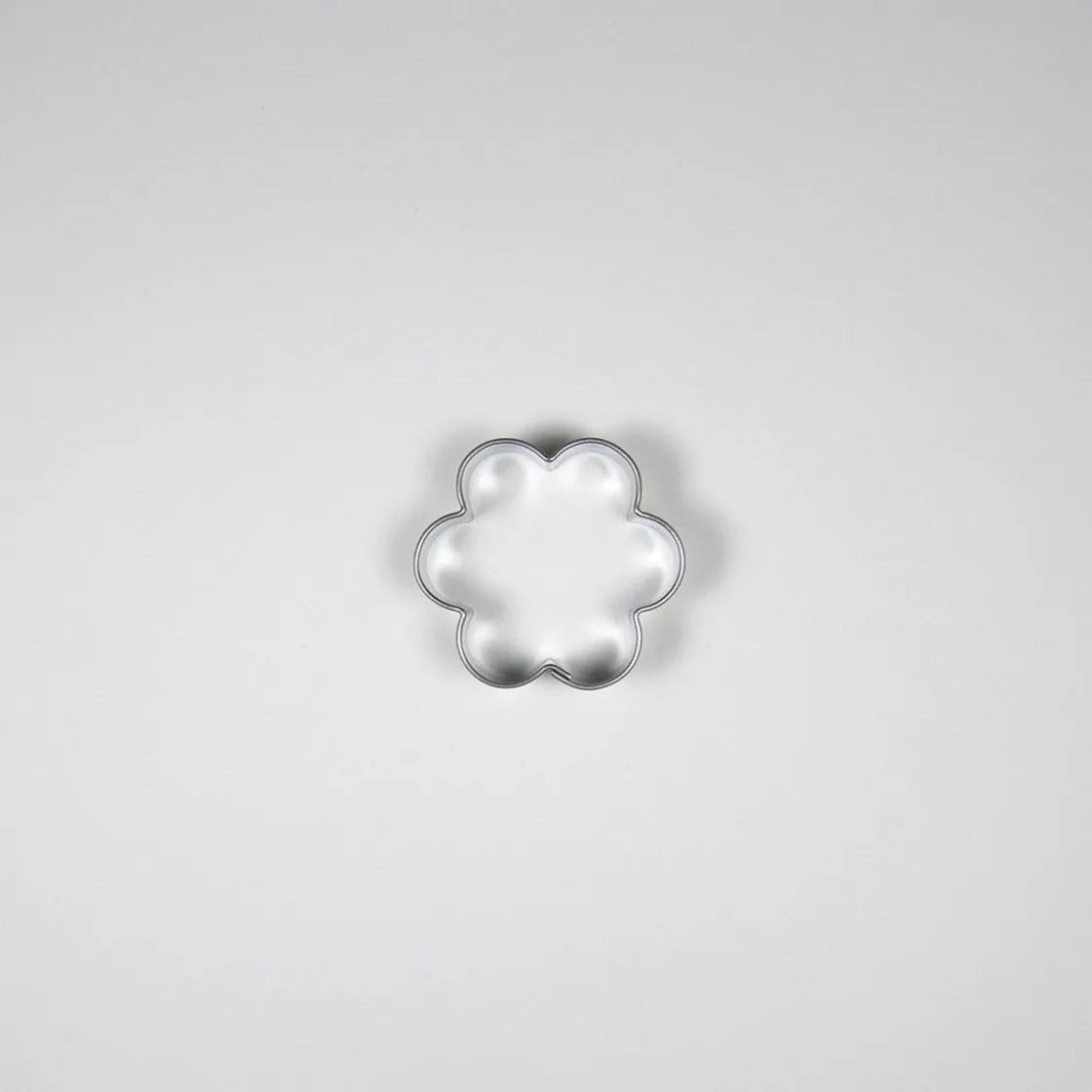 BrandNewCake Uitsteker Bloem RVS 4cm* Bloem En Blad Stekers