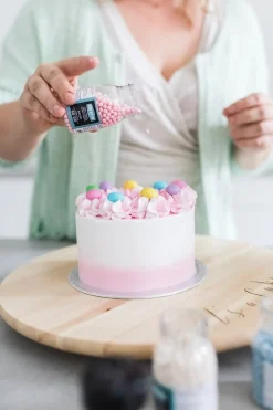 BrandNewCake Zachte Parels Roze 60gr.* Eetbare Strooisels