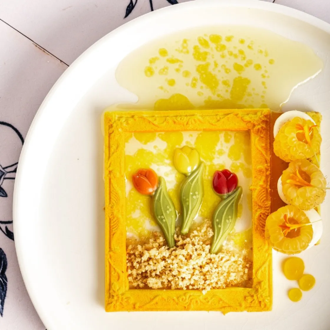 Dobla Chocoladedecoratie Tulp (144 stuks)* Bloem Decoraties|Chocolade Decoraties