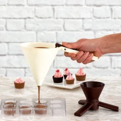 Decora Doseertrechter Ø13x12,5cm*** Bakhulpmiddelen