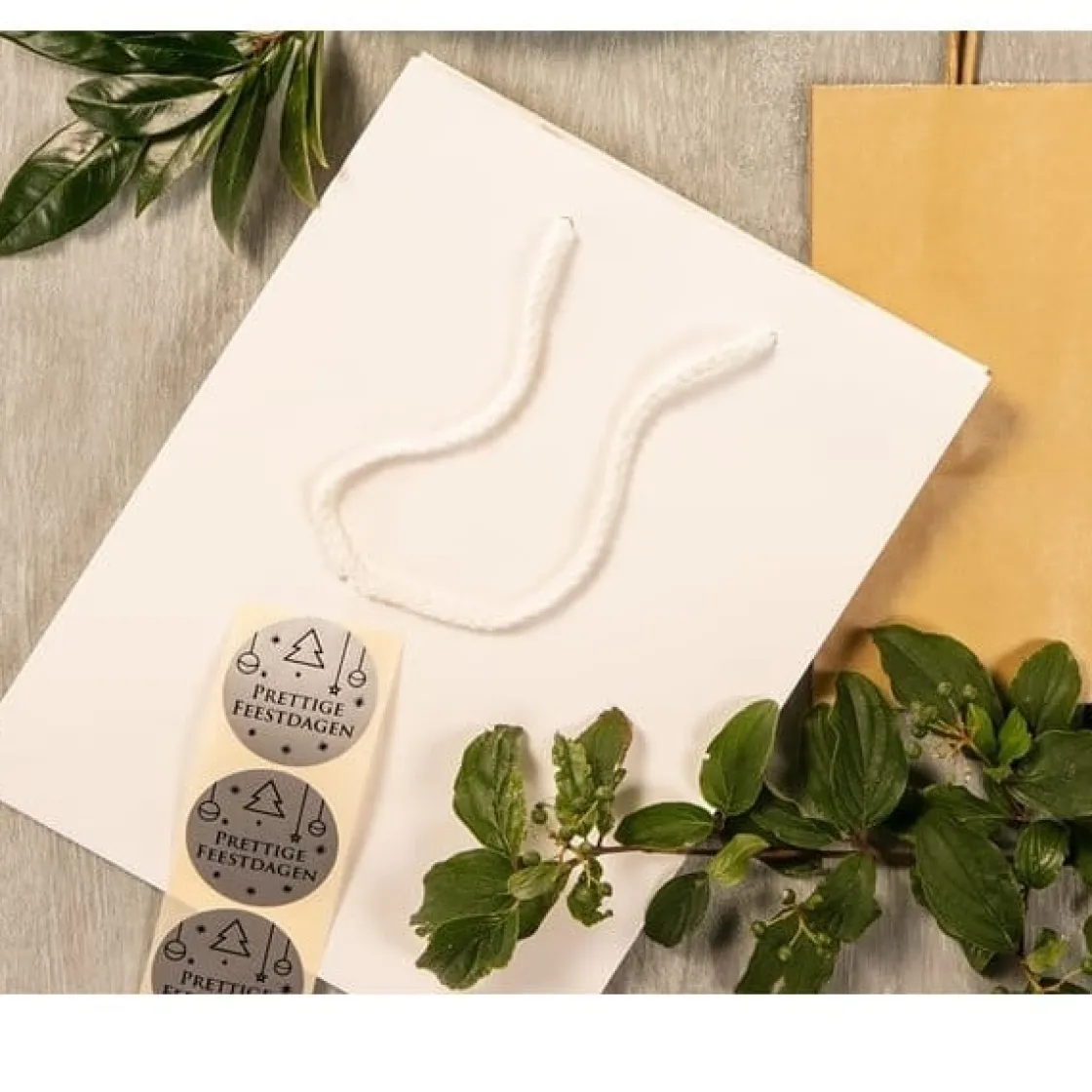 Etiket 'Prettige Feestdagen' 500 stuks* Chocolade Verpakkingen|Bonbon Doosjes