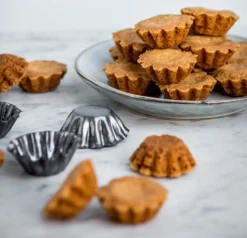 Overig Gebaksvorm Hernhutter 42/22 x 15 mm gekarteld* Speciale Bakvormen