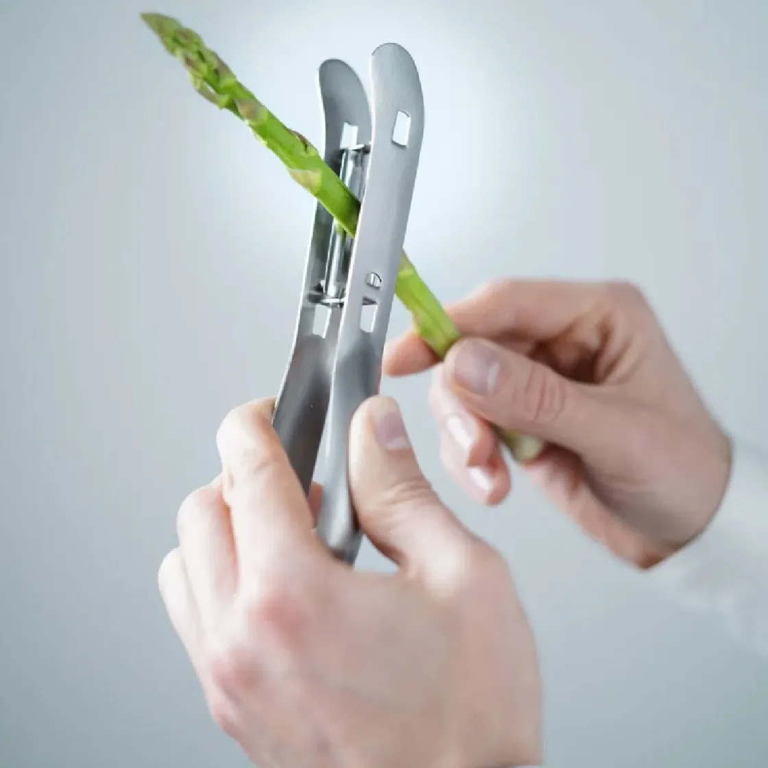 Hendi Aspergeschiller RVS* Schillen En Raspen