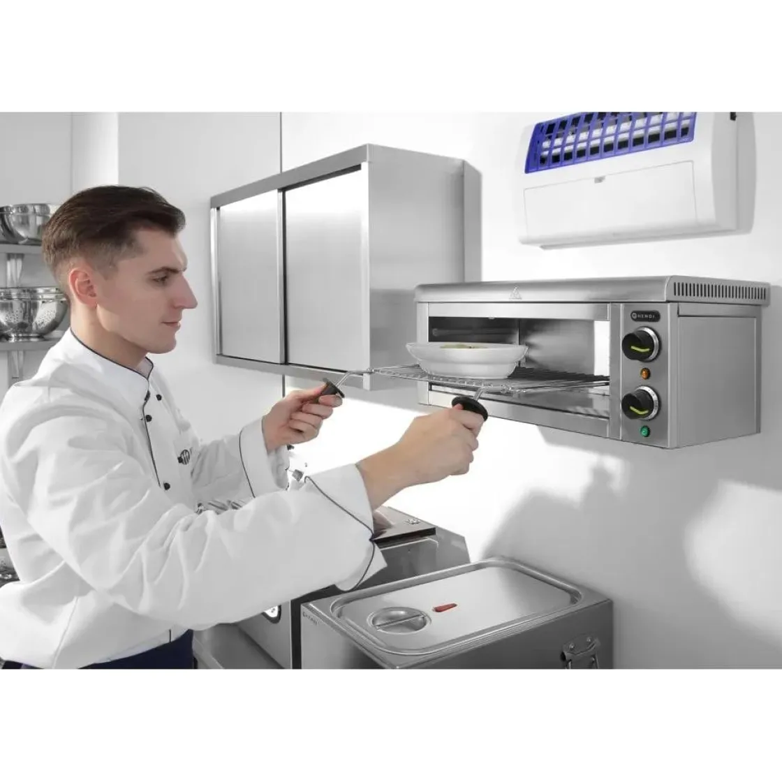 Hendi Salamander met muurbevestiging* Bak- En Kookapparaten