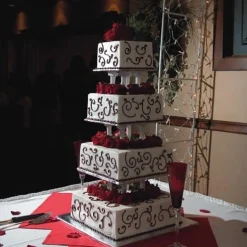 Kitchen Craft Taartpan Vierkant losse bodem 20x20x8cm* Vierkante Bakvormen