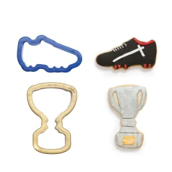Decora Koekjes Uitsteker Voetbalschoen en Beker*** Figuur Stekers