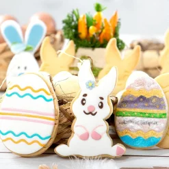 Decora Koekjes Uitstekers Paashaas en Ei* Figuur Stekers