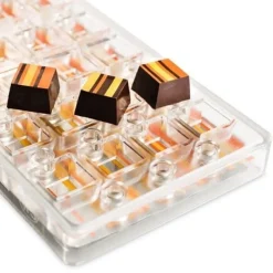 Chocolate World Magneet bonbonvorm Vierkant 24x24x14mm (24)* Logo Bonbons|Magneet Bonbonvormen