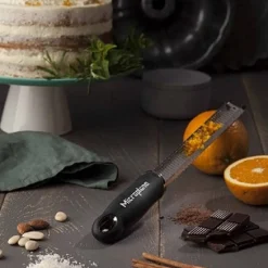 Microplane Rasp Zester Zwart* Schillen En Raspen