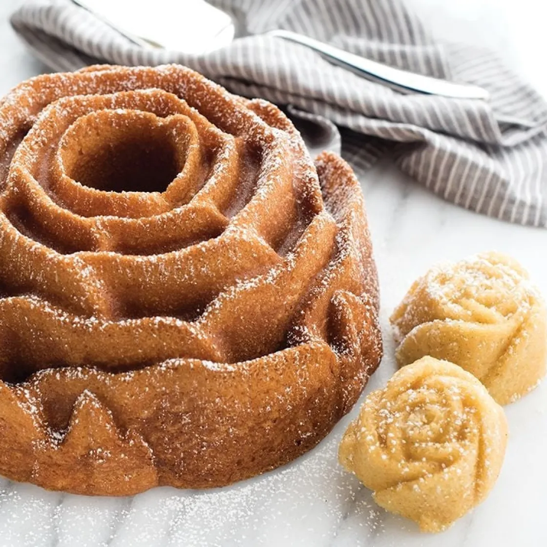 Nordic Ware Rose Tulband Bakvorm* Speciale Bakvormen