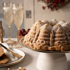 Nordic Ware Very Merry Tulband Bakvorm* Speciale Bakvormen