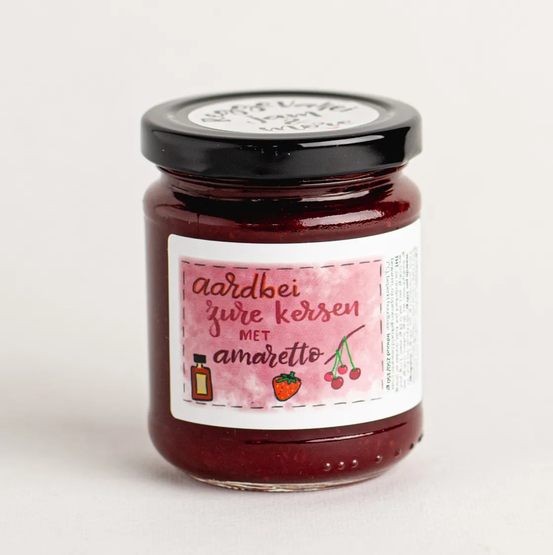 ReggeVallei Taartvulling Aardbeien-Zure Kersen Amaretto 250g* Fruitvullingen
