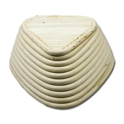 Overig Rijsmandje Riet Driehoek 23x23cm (800 tot 1000 gram deeg)* Rijsmandjes