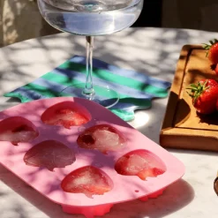 Tala Siliconen IJsblokjesvorm Aardbei (6)* Bakvormen Siliconen|Ijs En Dessert Vormen