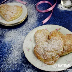 Overig Uitsteker Hart groot 12 x 2,3 cm* Figuur Stekers