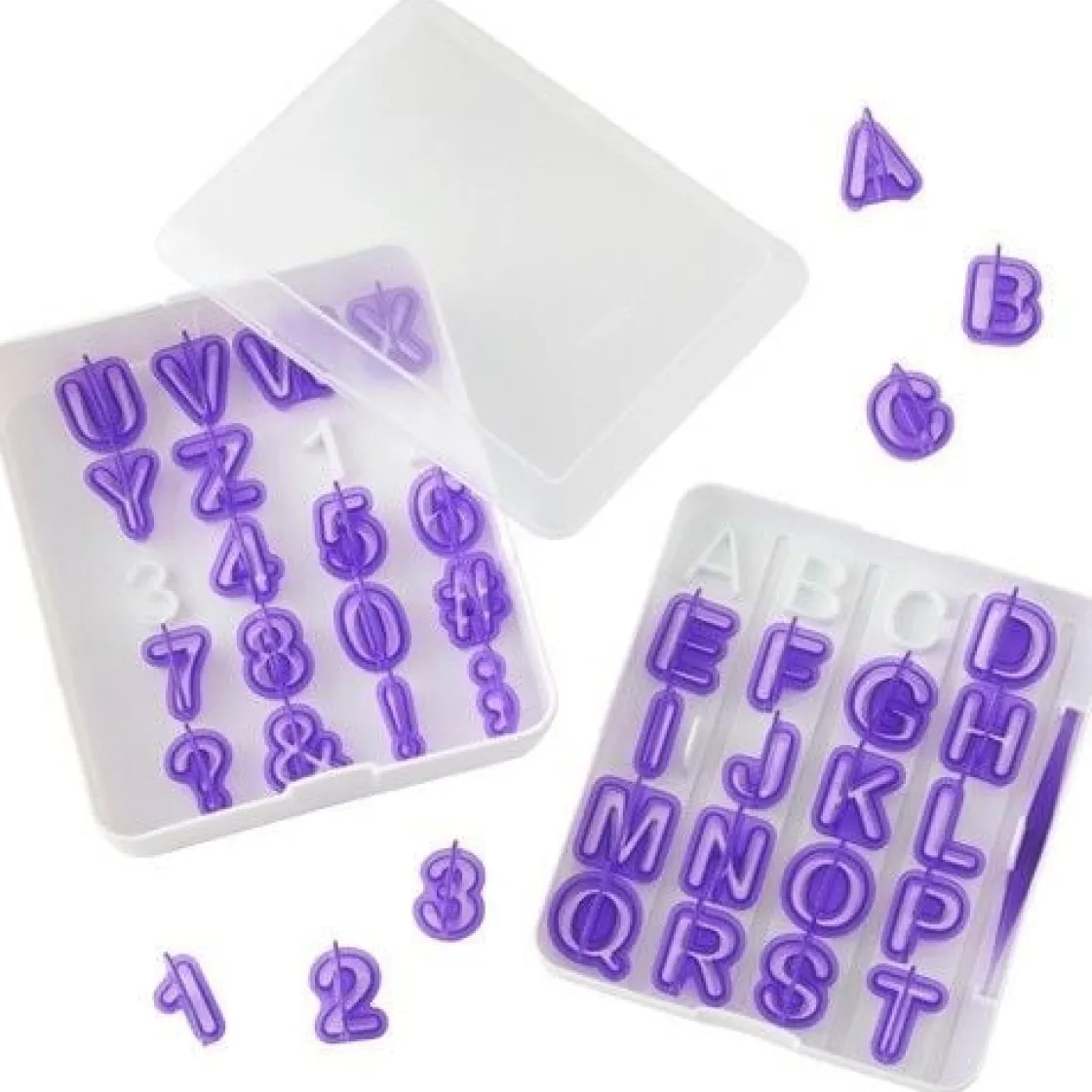 Wilton Uitstekers Letters en Nummers Set* Cijfer En Letter Stekers